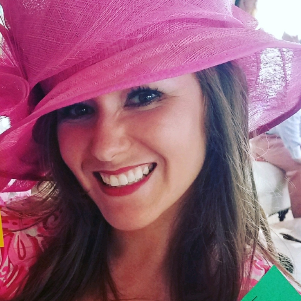 Meet your Posher, Danielle